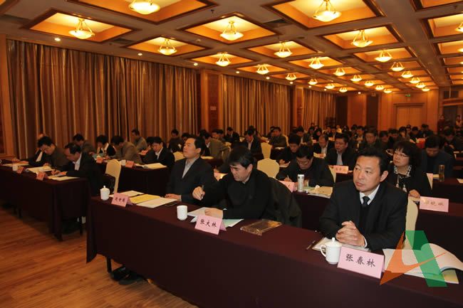 集团权属单位首批新闻发言人、分管宣传的领导、新闻宣传部门负责人及新闻宣传骨干、集团机关各部室信息员近100人参加了培训。